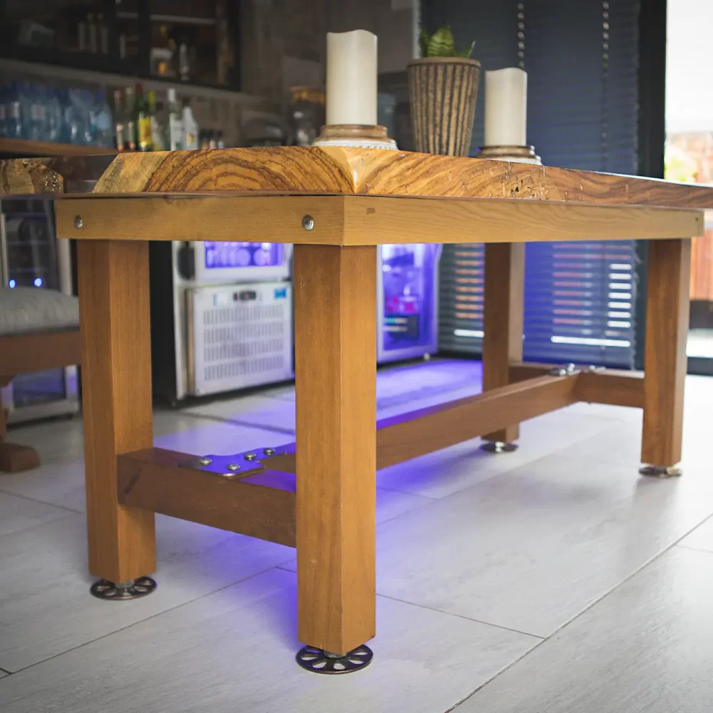 Grain And Iron Victoria Table